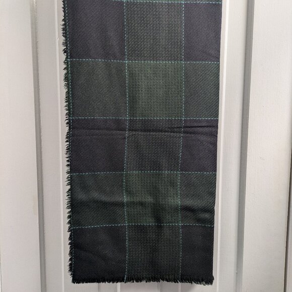 Scarf - Picture 3 of 7